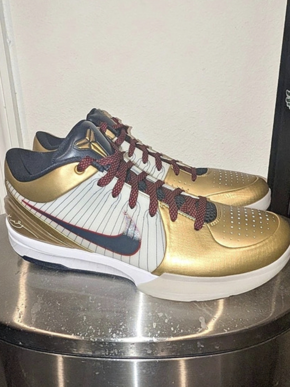 Nike Kobe 4 Protro "Gold Medal"